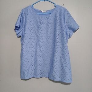 Liz Claiborne Light Blue Beautiful Short Sleeve Lined Top. Size XL